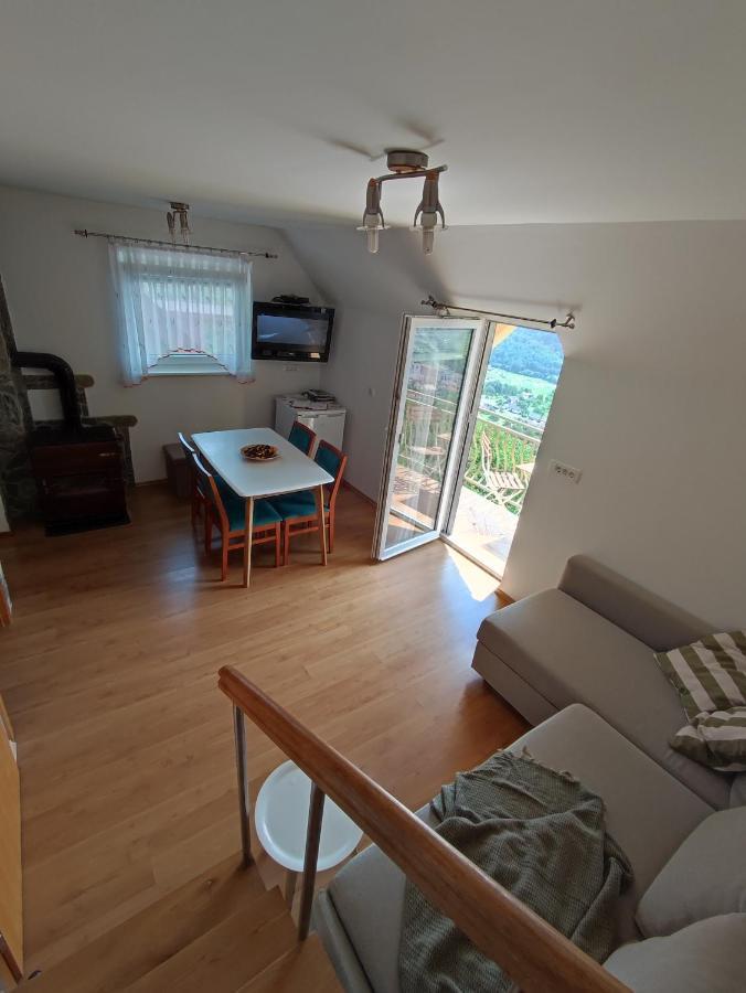 Zidanica-Vineyard Cottage Jakse Semic Esterno foto